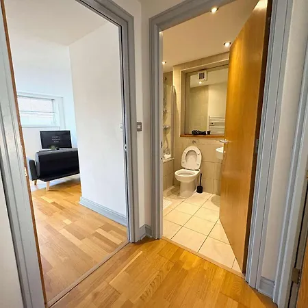 Centre 2 Bed With Views - Steps From Attraction * 约克