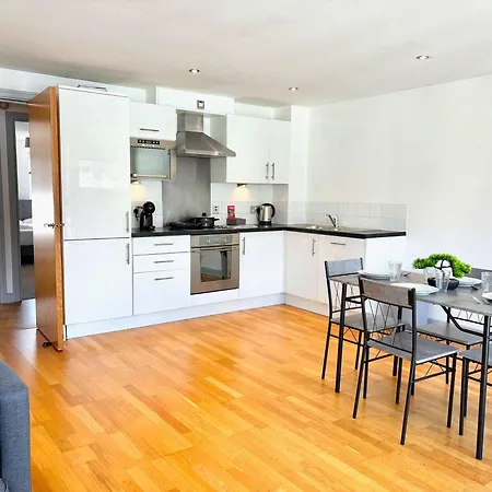 Centre 2 Bed With Views - Steps From Attraction Prázdninový dům York