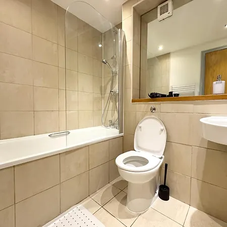 Centre 2 Bed With Views - Steps From Attraction York