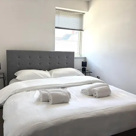 Prázdninový dům Centre 2 Bed With Views - Steps From Attraction