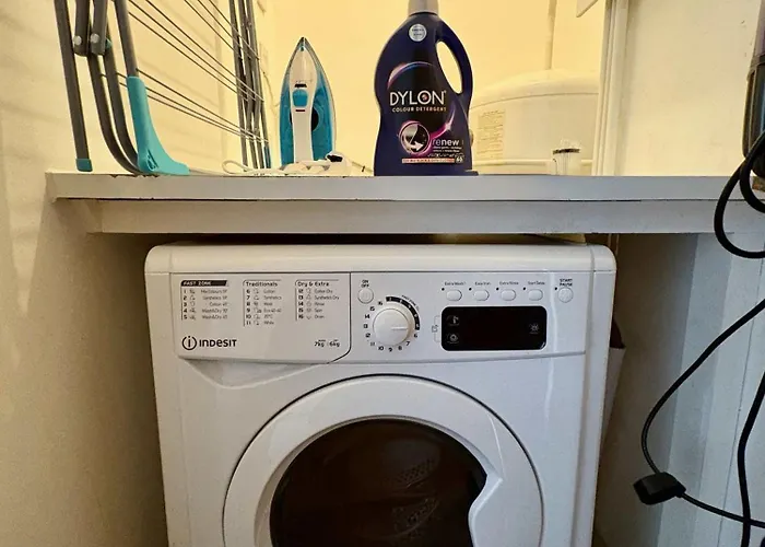 Centre 2 Bed With Views - Steps From Attraction Casa de Férias *